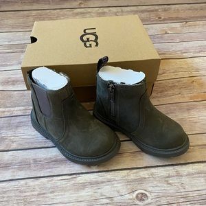 Ugg T Bolden Weather dark gray boots in 8c